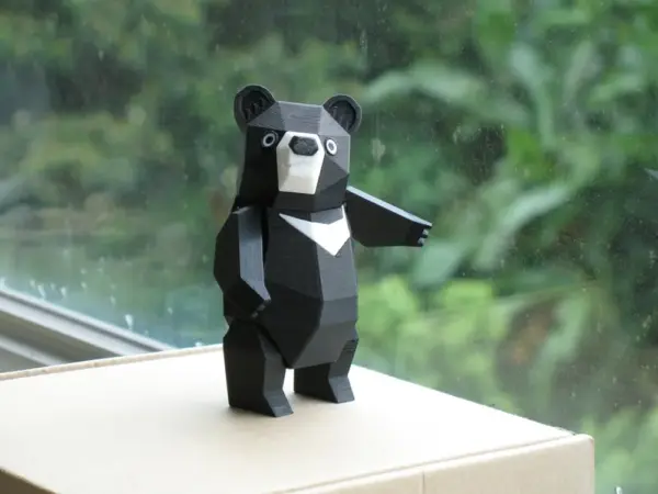 Formosan Black Bear (Amao Chan 3‑Leg Commemorative Model)